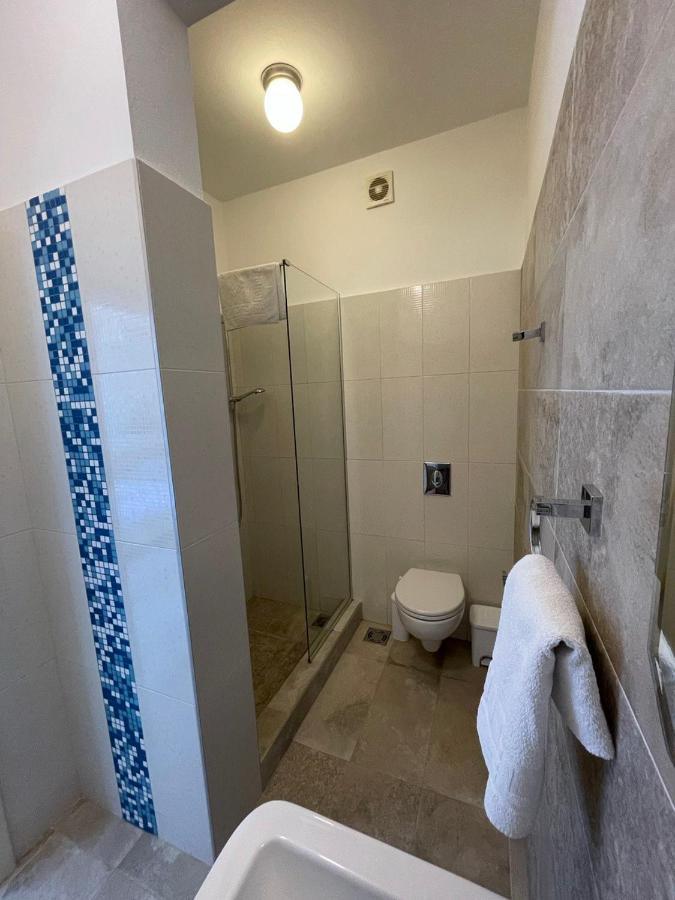 Two Palms Apartment Sutomore Dış mekan fotoğraf