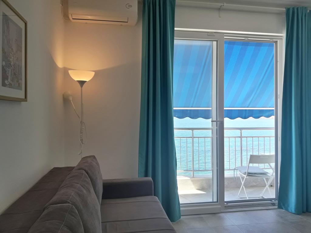 Two Palms Apartment Sutomore Dış mekan fotoğraf